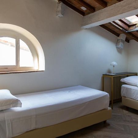 Large 2Br Apartment Near Piazza San Marco فلورنس المظهر الخارجي الصورة